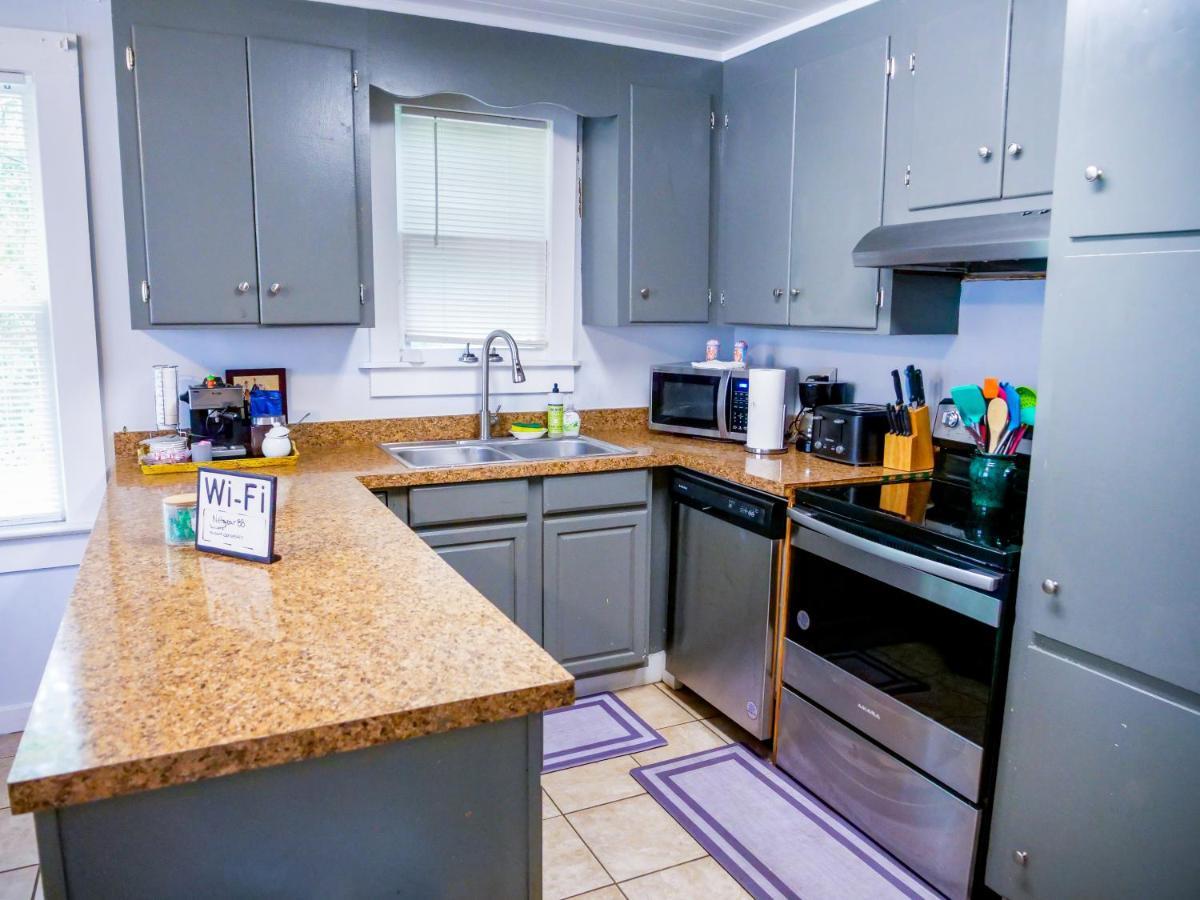 Private Home In Ocala With Fenced Yard, Piano, Central Location, Pets Welcome エクステリア 写真