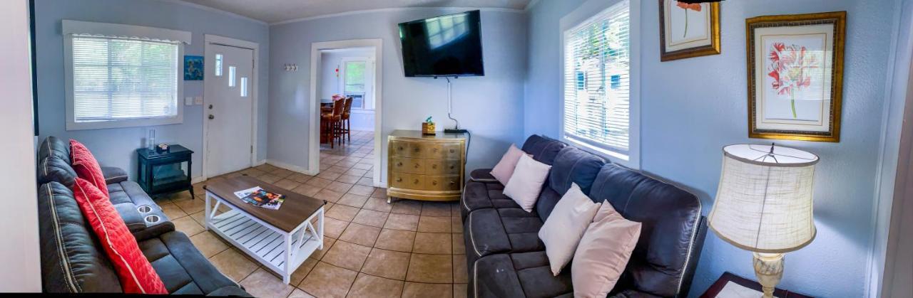 Private Home In Ocala With Fenced Yard, Piano, Central Location, Pets Welcome エクステリア 写真